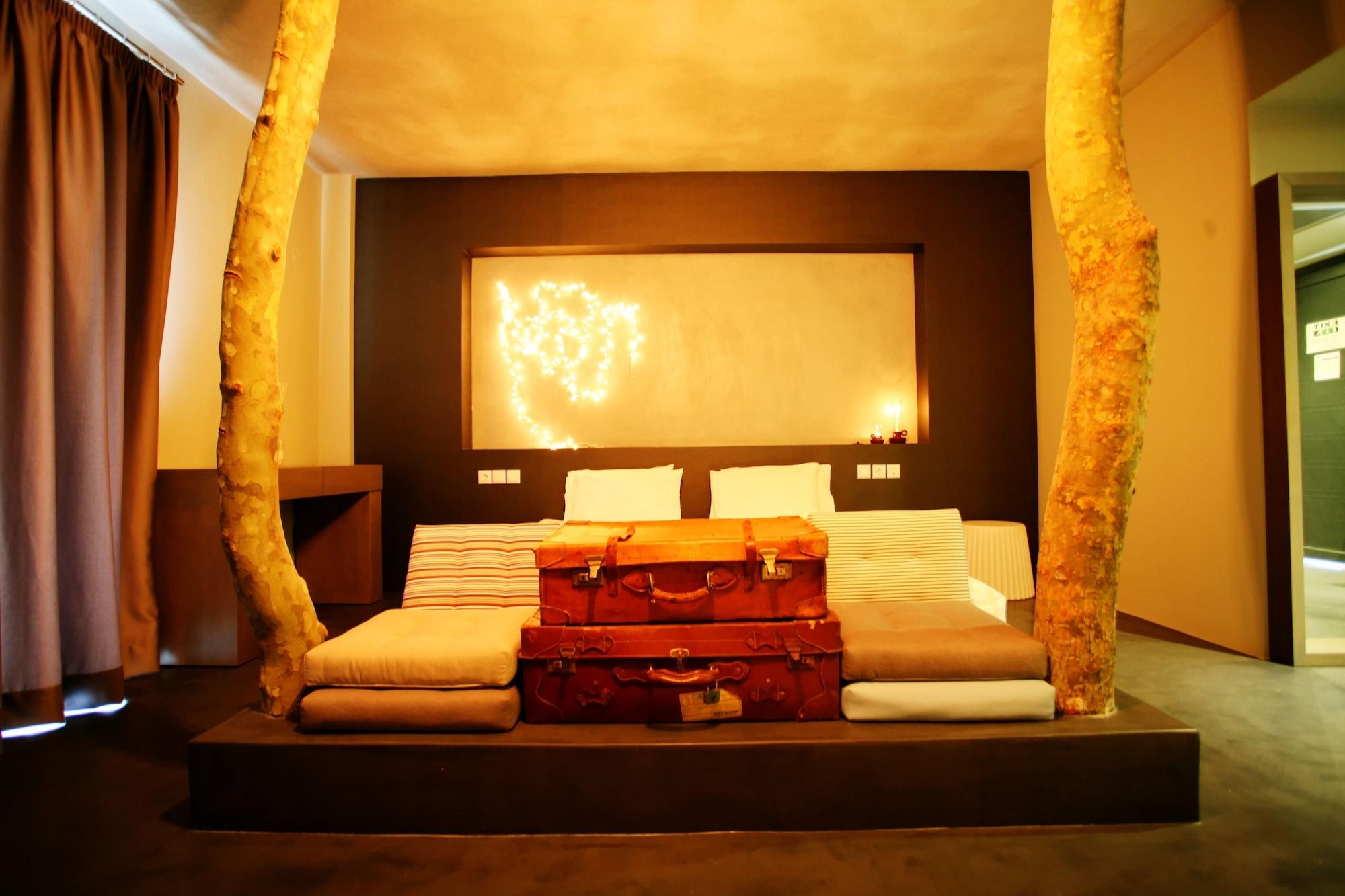 Oniropetra Boutique Hotel Karpenísion Eksteriør billede