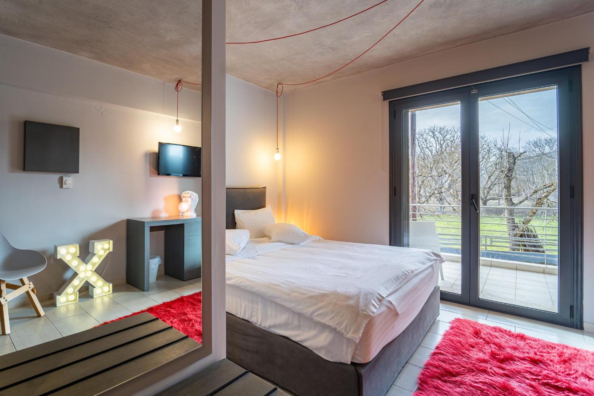 Oniropetra Boutique Hotel Karpenísion Eksteriør billede